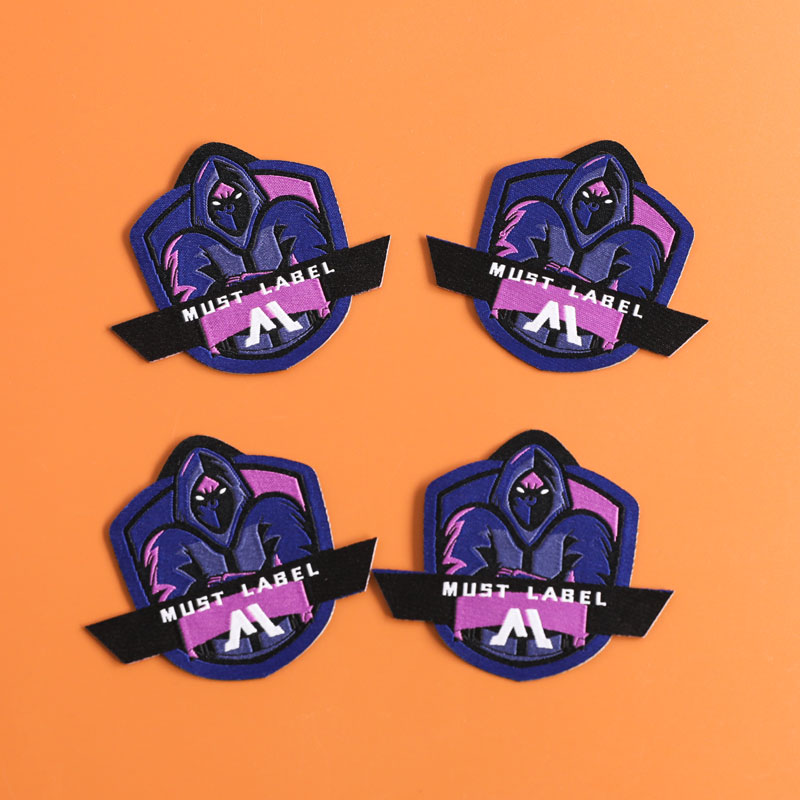 Mengapa Patch Tenun Menjadi Pilihan Utama untuk Branding yang Tahan Lama?